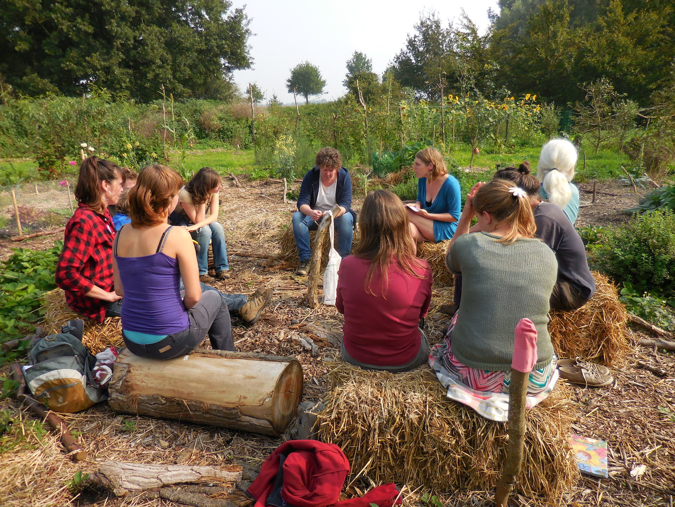 infosessie sociale permacultuur met Ruth (Far Field) sessie sociale permacultuur met Ruth Vandekerkhove